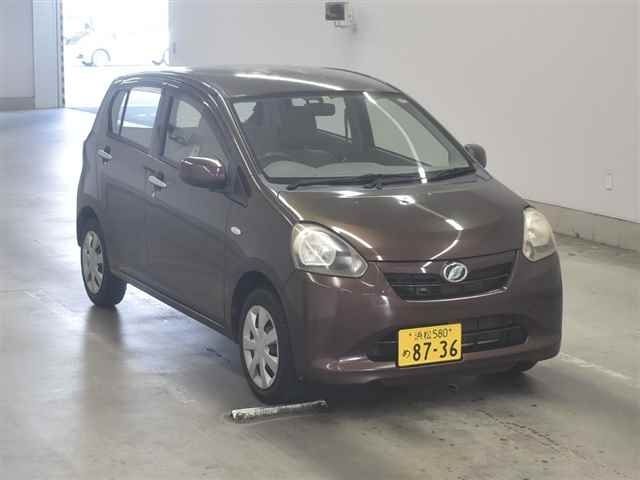 112 Daihatsu Mira e s LA300S 2013 г. (MIRIVE Aichi)